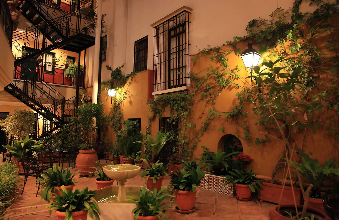 Hotel Cervantes-1
